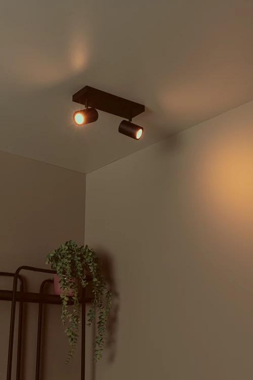 Lucide AMIGO - Plafondspot - 2xGU10 - Zwart - sfeer 1